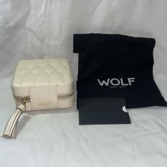 Vintage Lusterloc Wolf 1834 Ivory Quilted Leather Jewelry Box Bag & Pamphlet - Picture 8 of 11